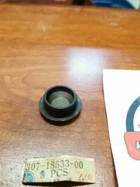 NOS Yamaha AS2C CS3 CS5 LS2 RD125 RD200 YL1 BLIND PLUG 307-18533-00-00 Y116