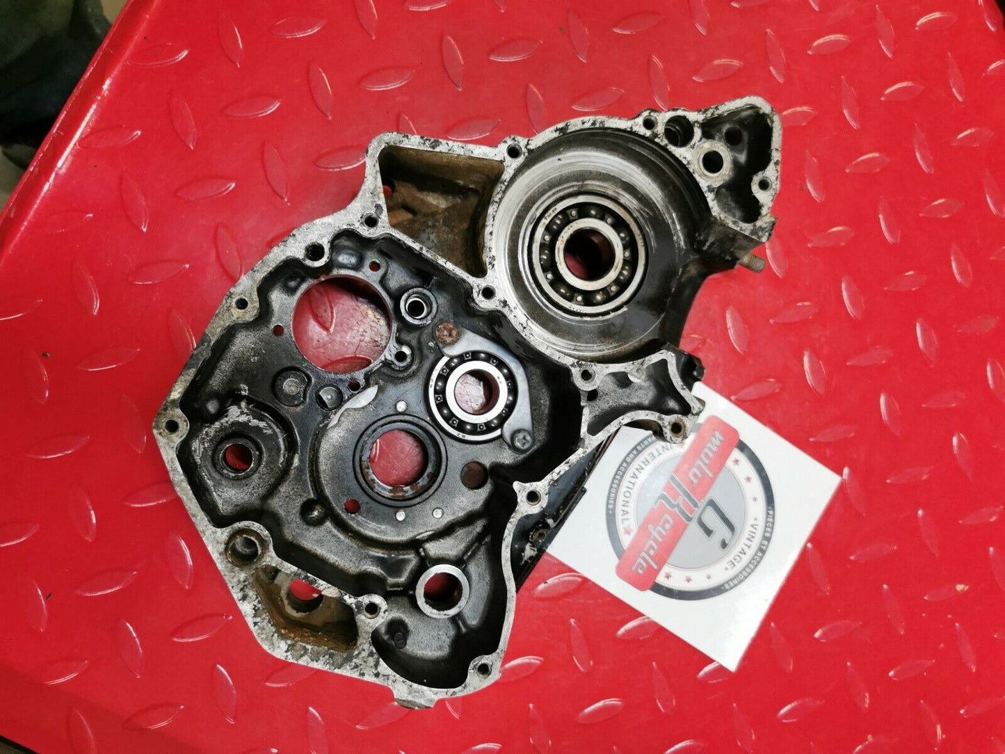 Suzuki RM125 1982 Left Right crankcase set crank case