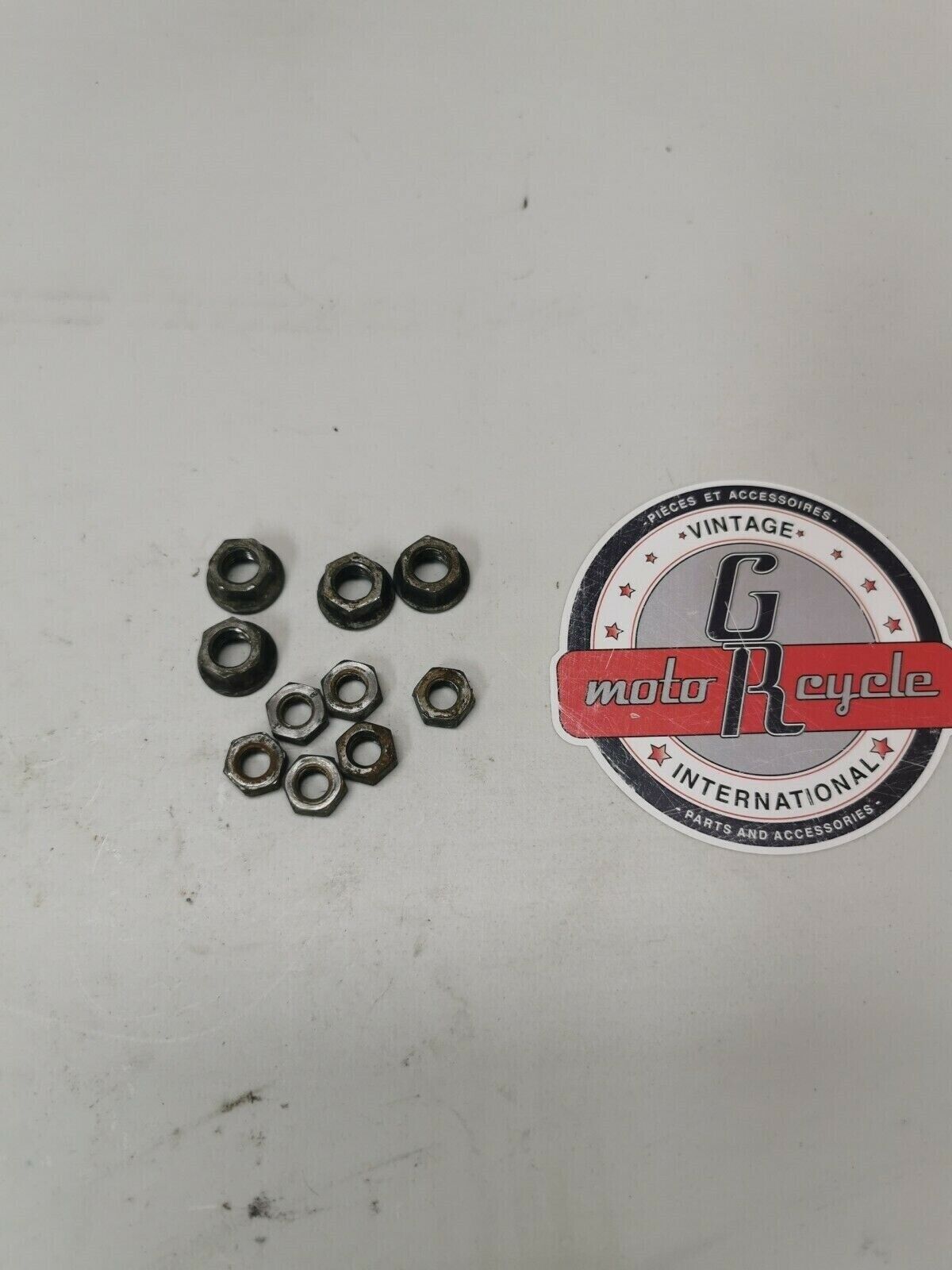 Honda CR250R 1982 engine motor cylinder and head nut hardware
