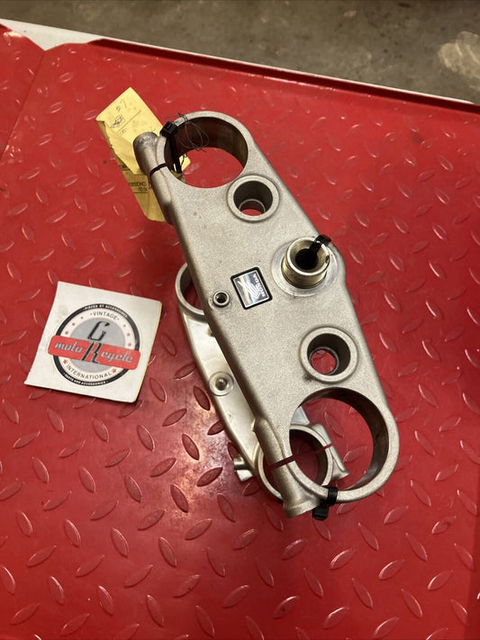 Honda CRF250R 2006 2007 steering stem triple clamp tree U2