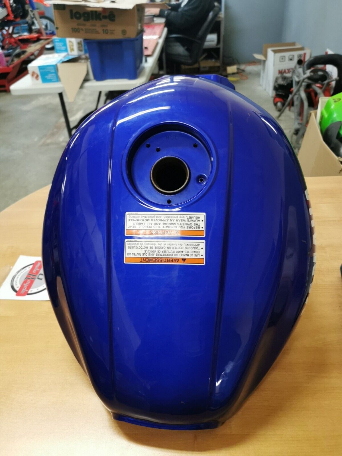 Yamaha 1999 2000 2001 2002 YZF600 YZFR6 R6 FUEL TANK