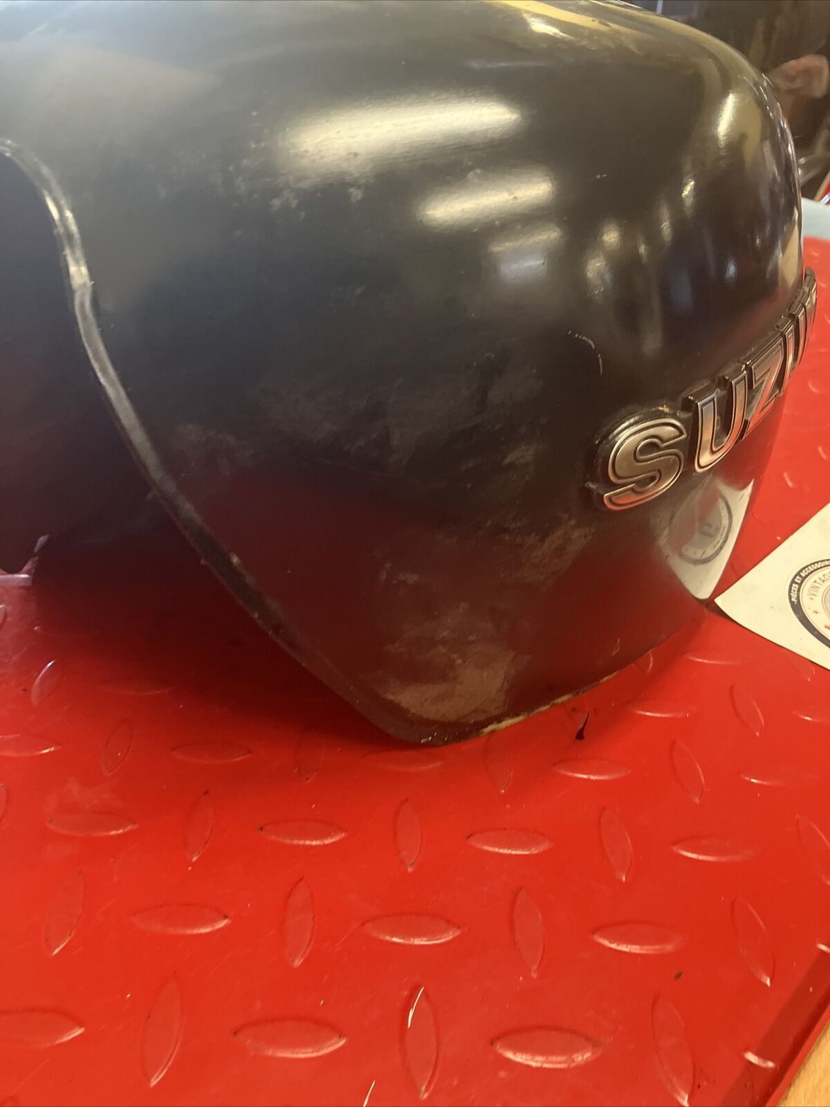 Suzuki GS750T 1982 Fuel tank gas petrol reservoir 2