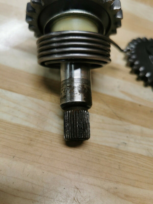 Yamaha YZ125 1986 kickstarter kick starter spindle shaft idle gear spring