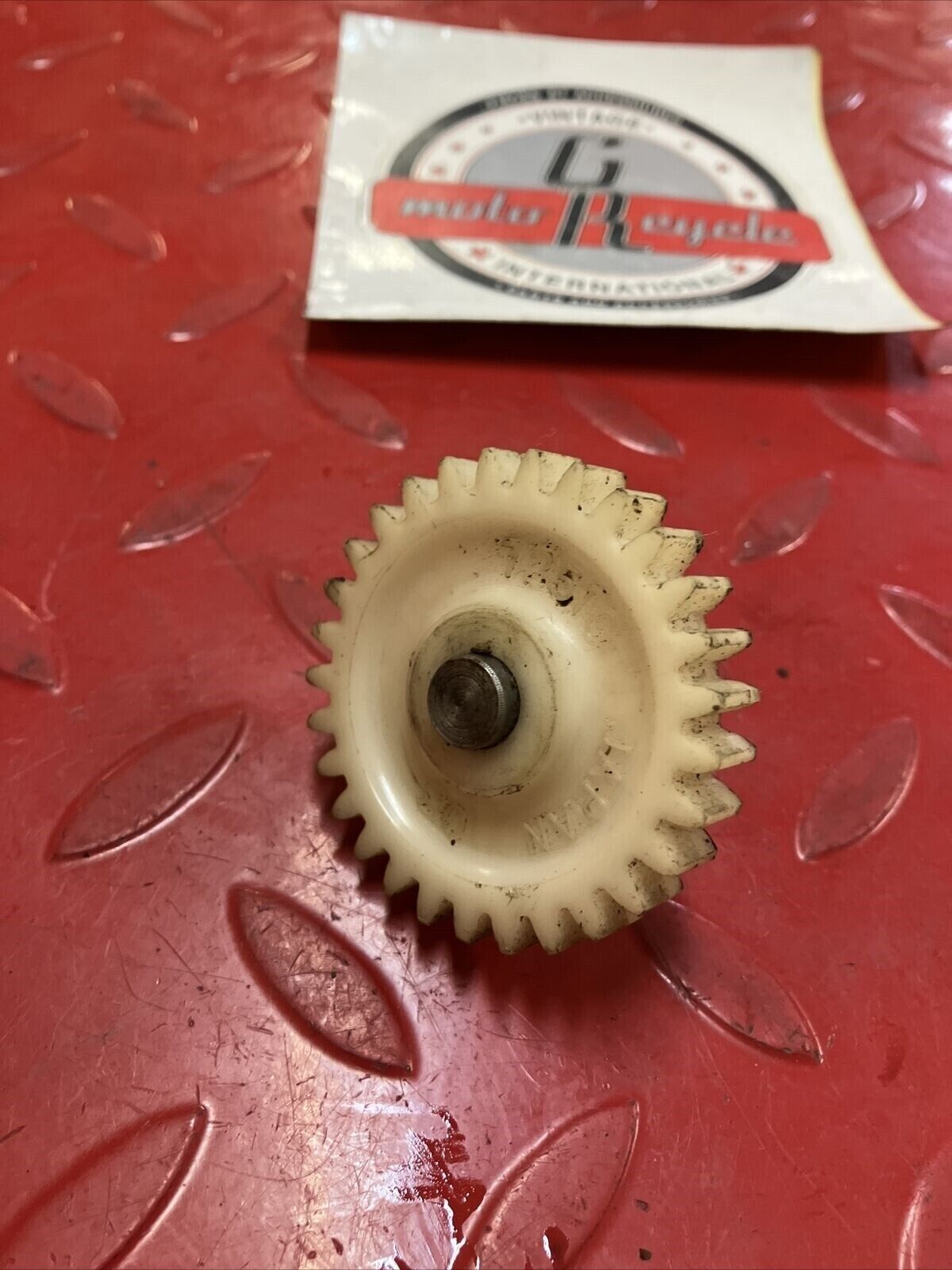 Kawasaki G4TR 1972 oil pump shaft gear