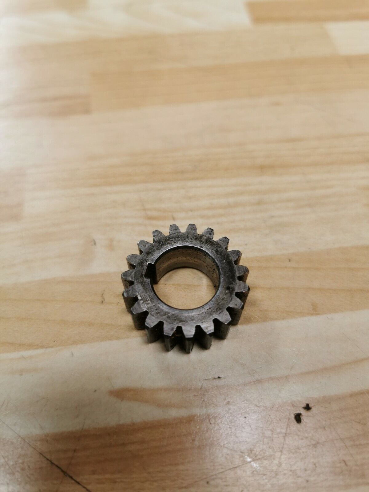 Suzuki RM125 1981 water pump shaft impeller primary gear