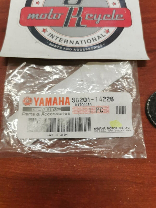 NOS Yamaha PLATE WASHER 90201-14226-00 Y82