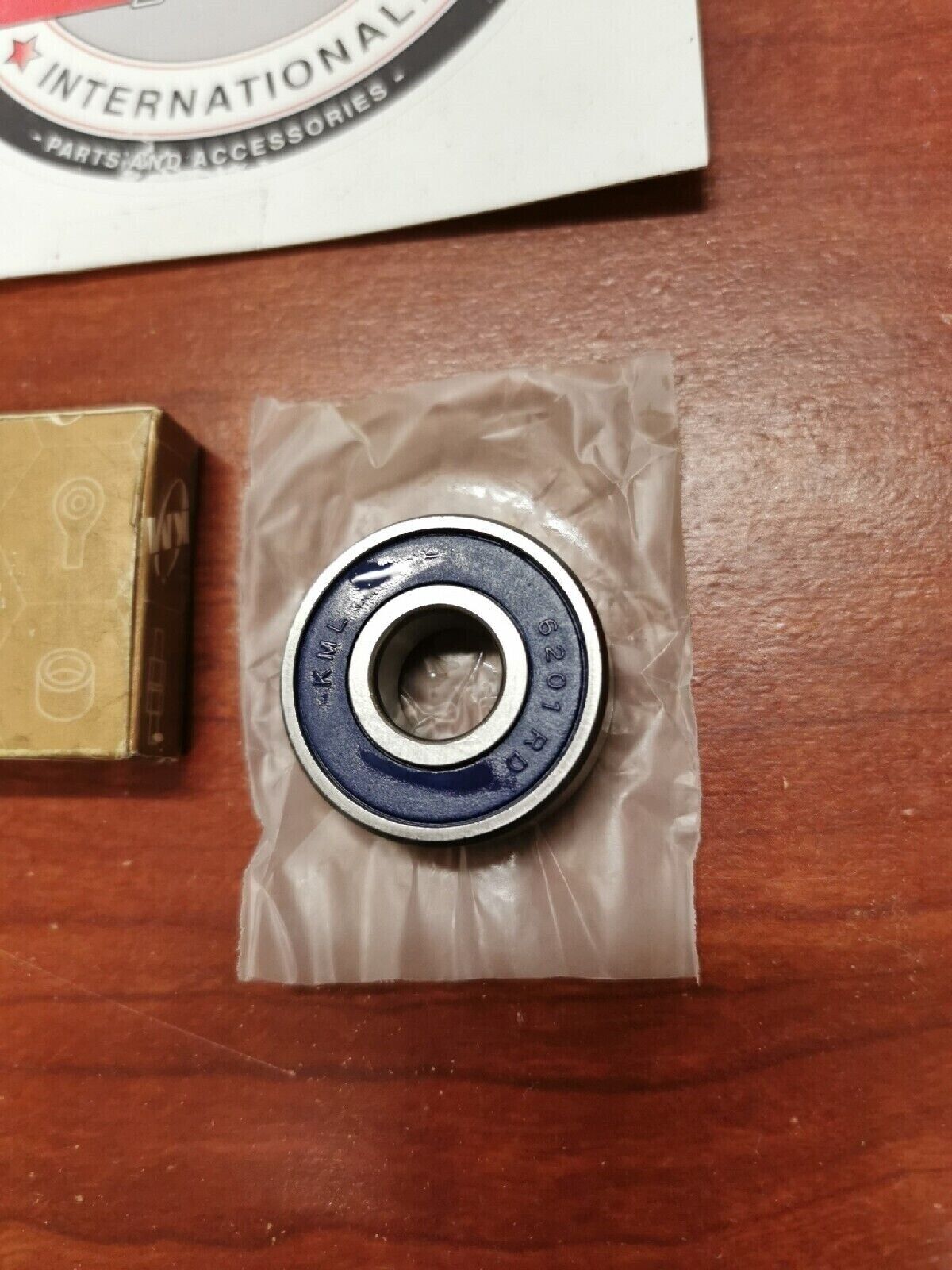 NOS KML BALL BEARING 6201-2RDQE6 Y69