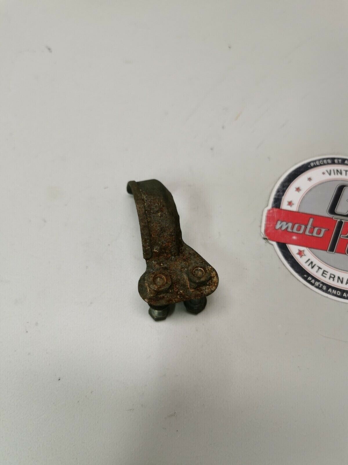Honda CB750F 1978 rear brake master cylinder oil cup reservoir bracket 1977