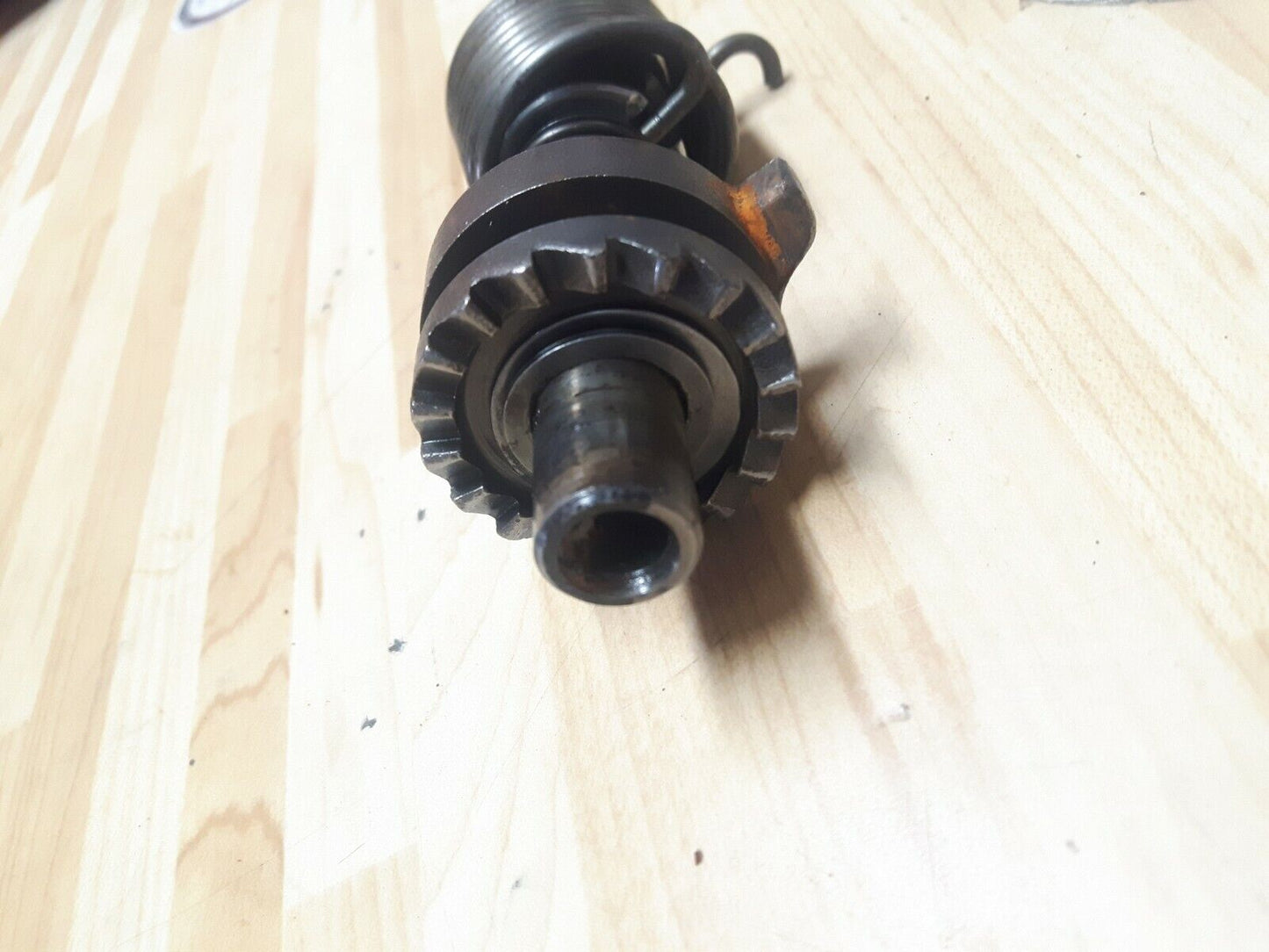 Honda CR125R 1980 kickstarter kick starter spindle shaft gear 28211-444-000 1979