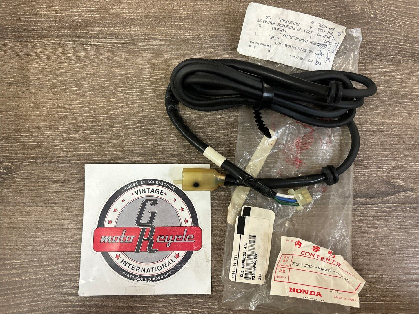 NOS Honda 1985 - 1987 TRX250 HEADLIGHT SUB-WIRE HARNESS 32120-HA8-000 H120