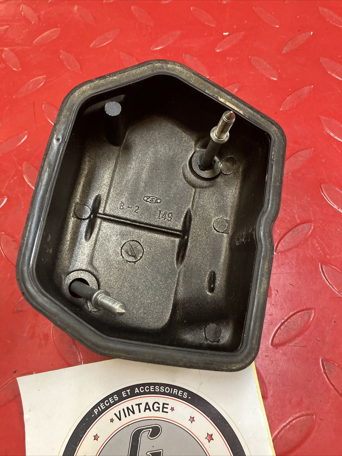 Honda XR80R 1986 cylinder head cover cap 12301-KA9-681 XR100R 1983 - 1987