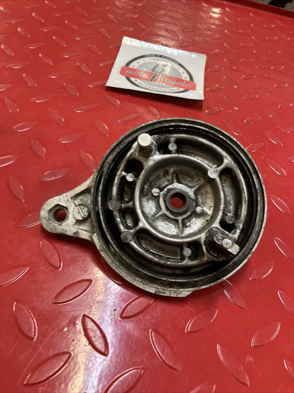 Suzuki RV90 1976 rear brake panel plate drum