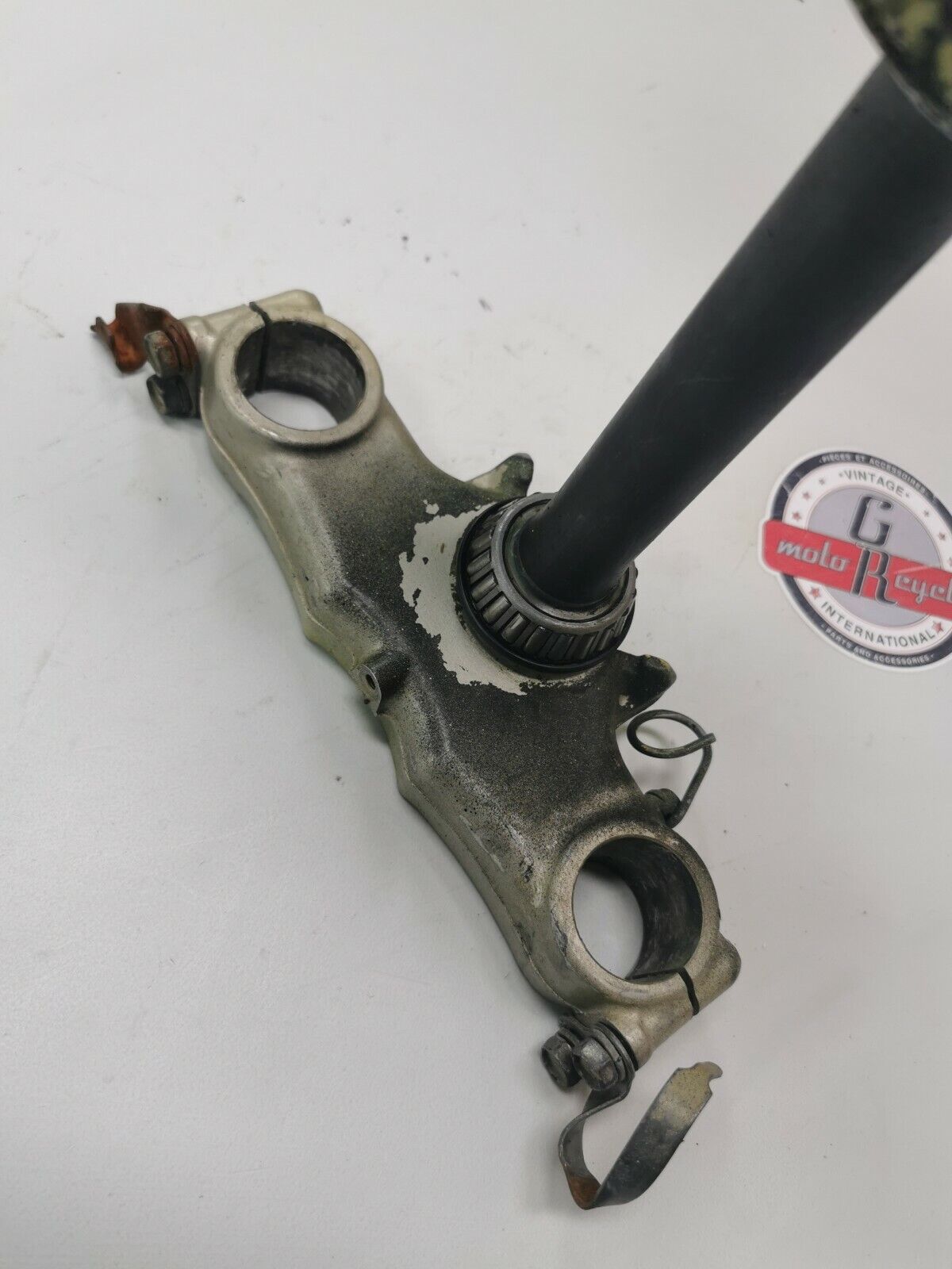 Suzuki PE175 1982 steering stem triple clamp tree head 1983 51410-14410-08C
