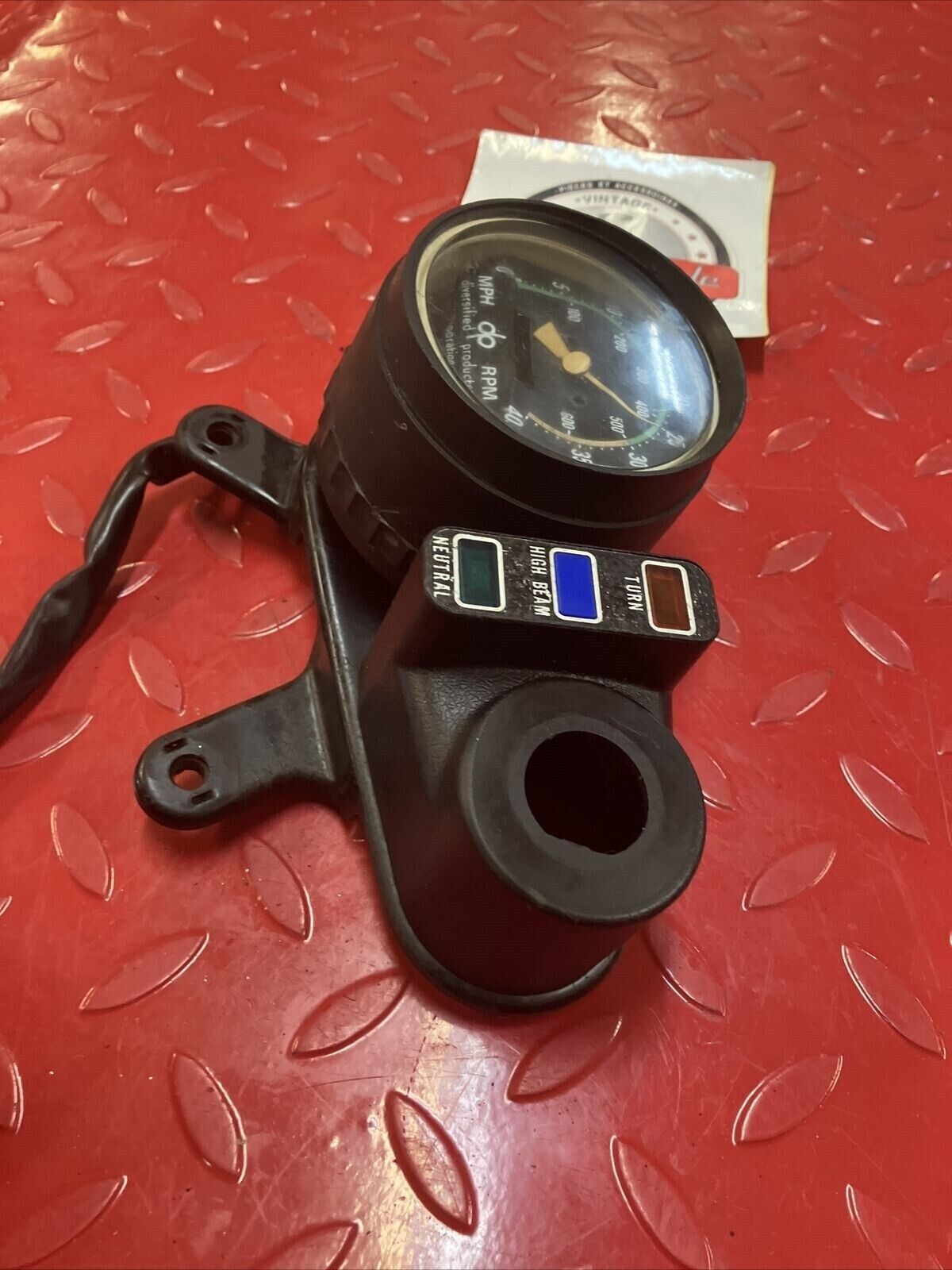 Suzuki RV90 1976 speedometer pilot light case dash indicator bulb 34100-27730