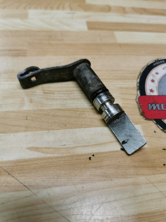 Kawasaki KX250 1981 clutch actuator lever arm KDX250 1980