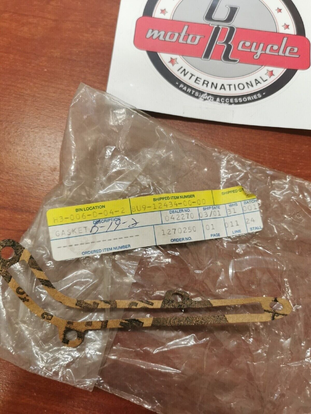 NOS Yamaha 1983 - 1987 VMX540 RADIATOR HOSE GASKET 8U9-12434-00-00 Y76