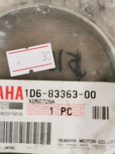 NOS YAMAHA XVS65CL XVS65CB XVS11ATYCL RIM LENS 1D6-83363-00-00 Y113