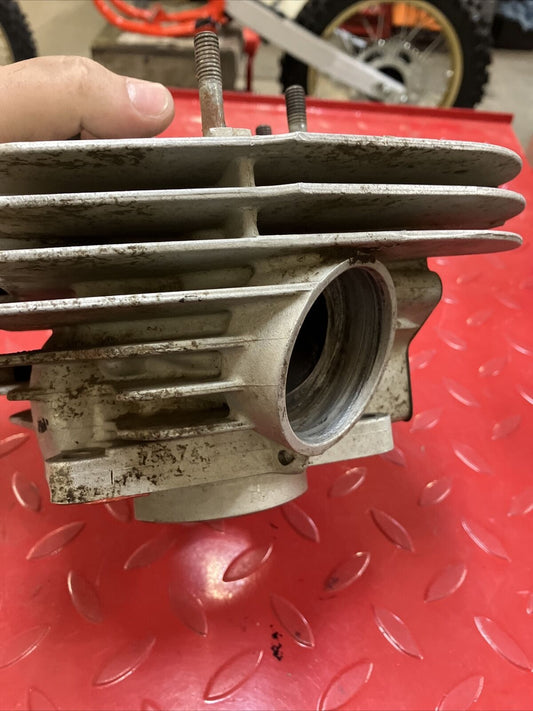 Kawasaki KDX200 1987 cylinder jug barrel 1986