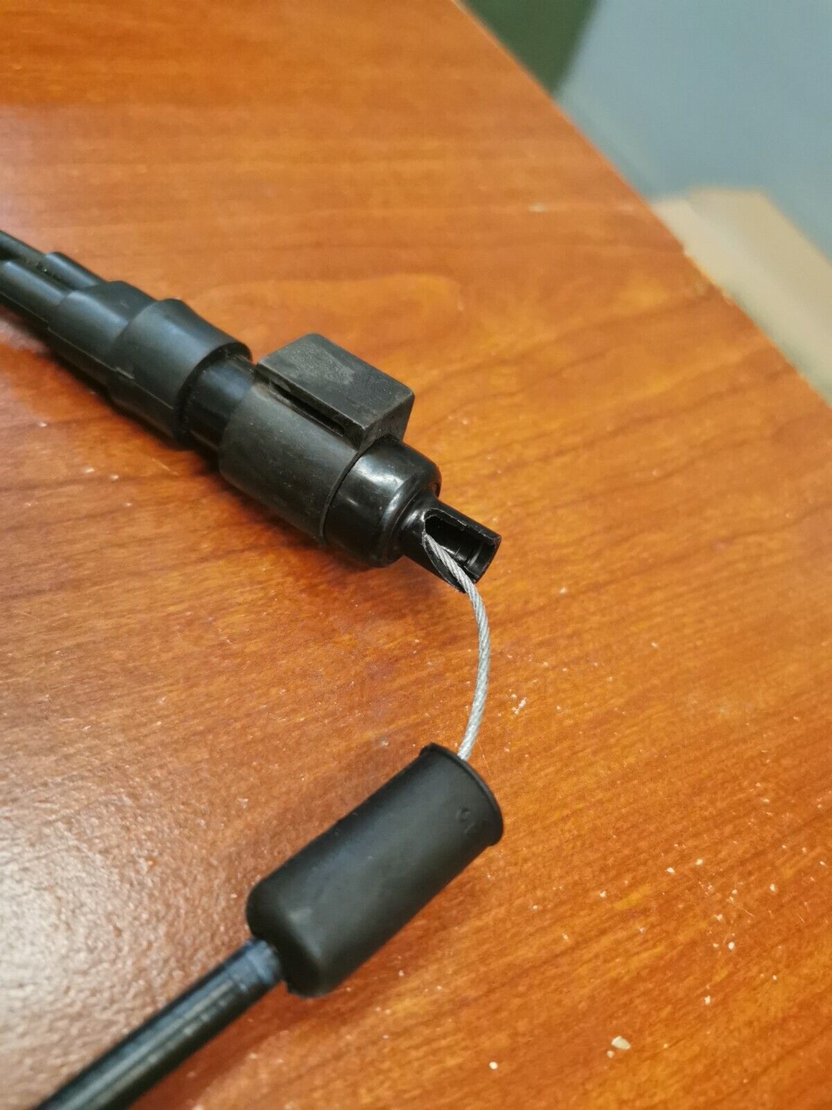 NOS Yamaha 1988 - 1990 DT50 THROTTLE CABLE 17W-26260-01-00 DAMAGED Y88