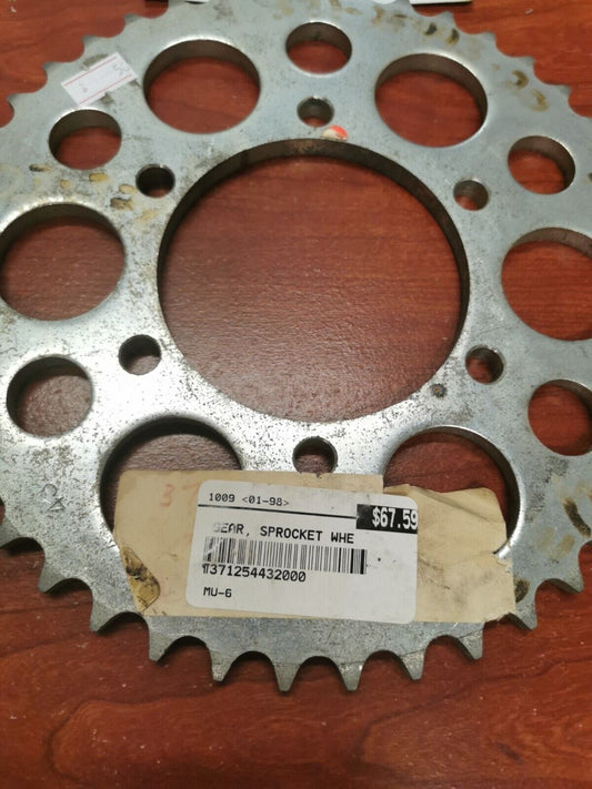 NOS Yamaha 1973 1974 TX500 1975 XS500 DRIVE SPROCKET 43T 371-25443-20-00 Y90
