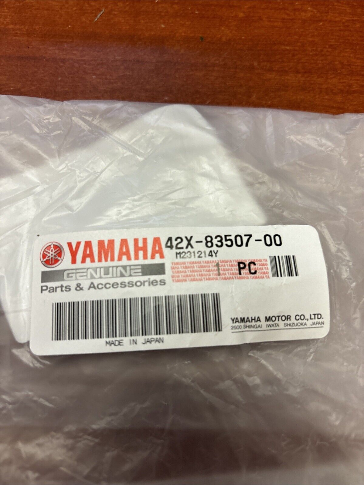 NEW NOS Yamaha XJ600N XJ700 XV1000 XV1100 SPEEDOMETER COVER 42X-83507-00-00 Y181