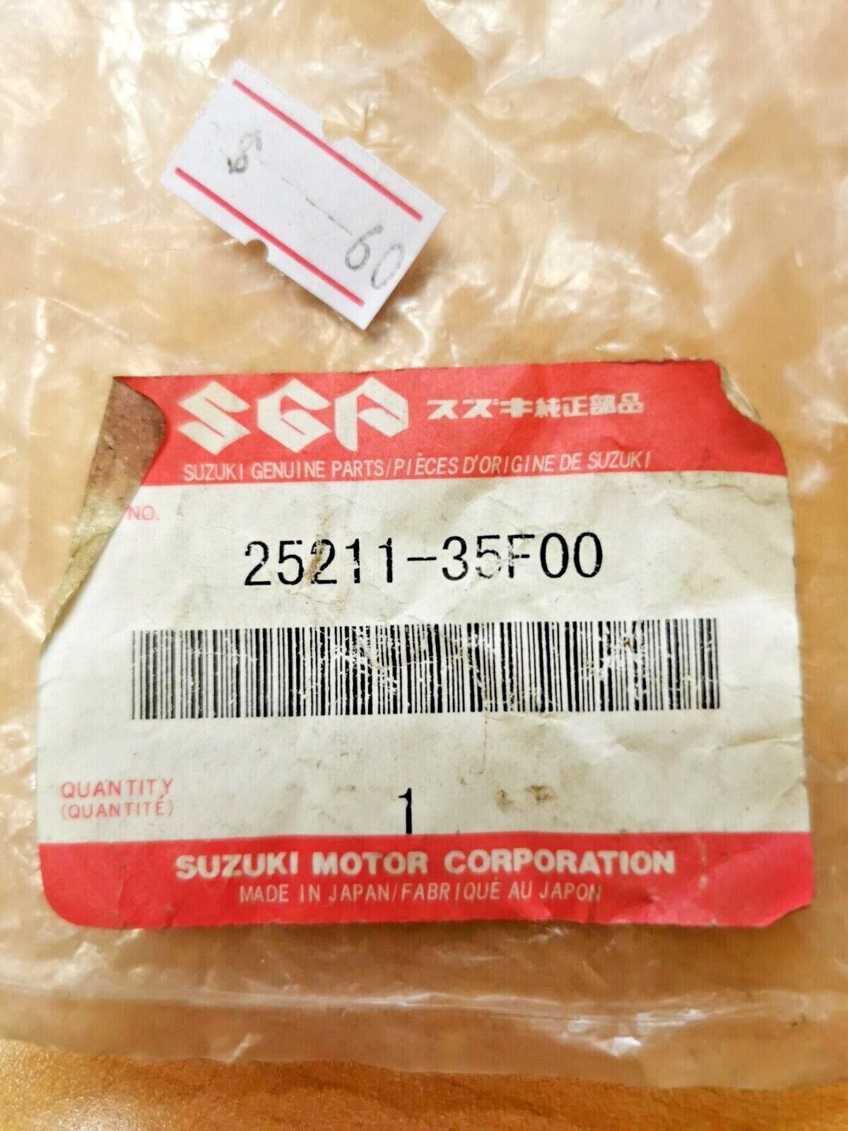 NOS SUZUKI SV1000 GSXR1000 2001 - 2012 GEAR SHIFT FORK 25211-35F00 S6