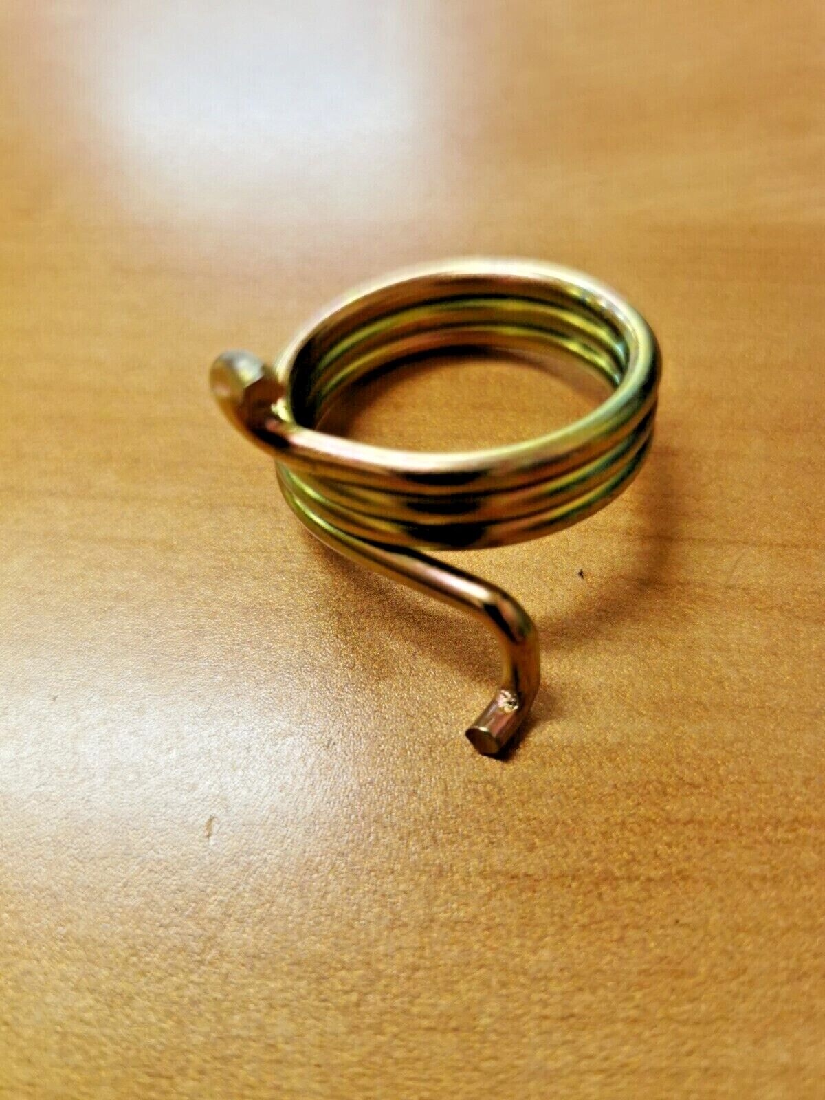 NOS SUZUKI RM80 1982 - 1985  SPRING 09448-32009   S6