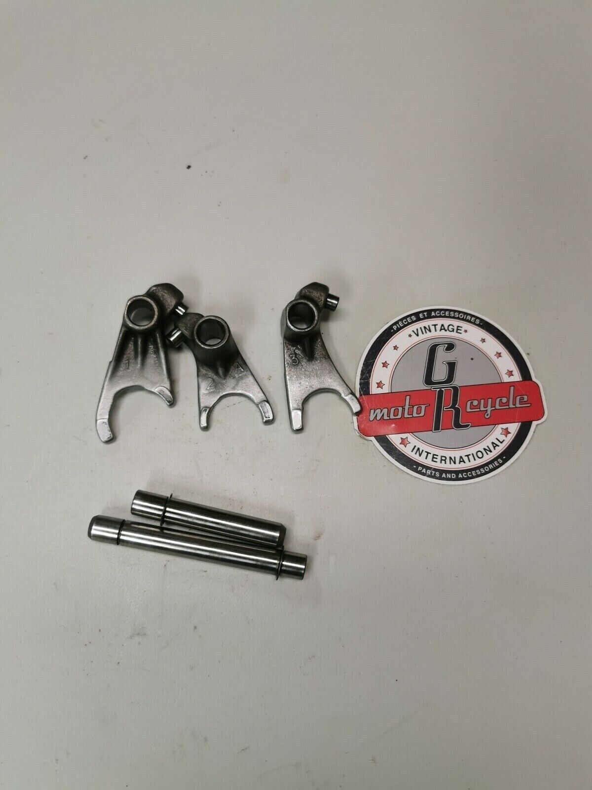 Yamaha DT100 1976 transmission gearshift gear shift forks 463-18512-00-00