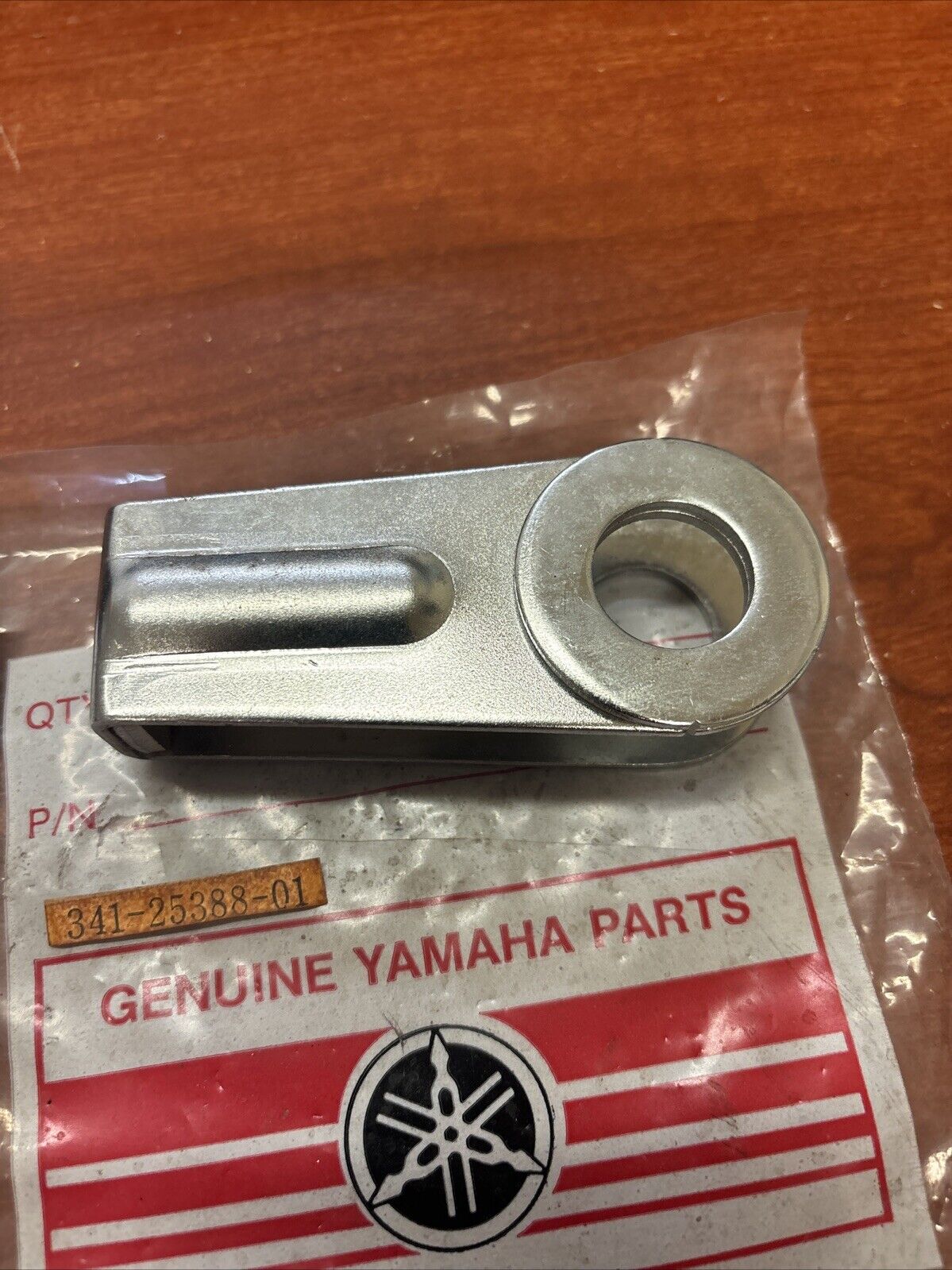 NOS Yamaha TX650 TX750 XS650 CHAIN PULLER 341-25388-01-00 Y182
