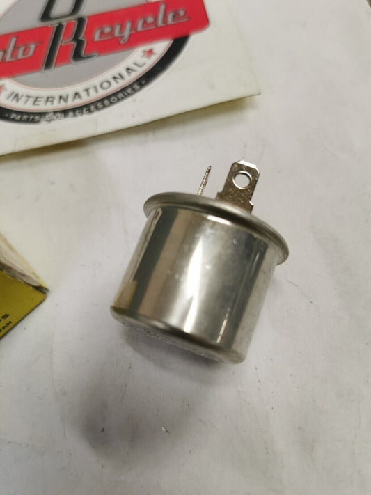 NOS AUTOMOTIVE FLASHER POLE RELAY 12V NO 550 04-716B J35