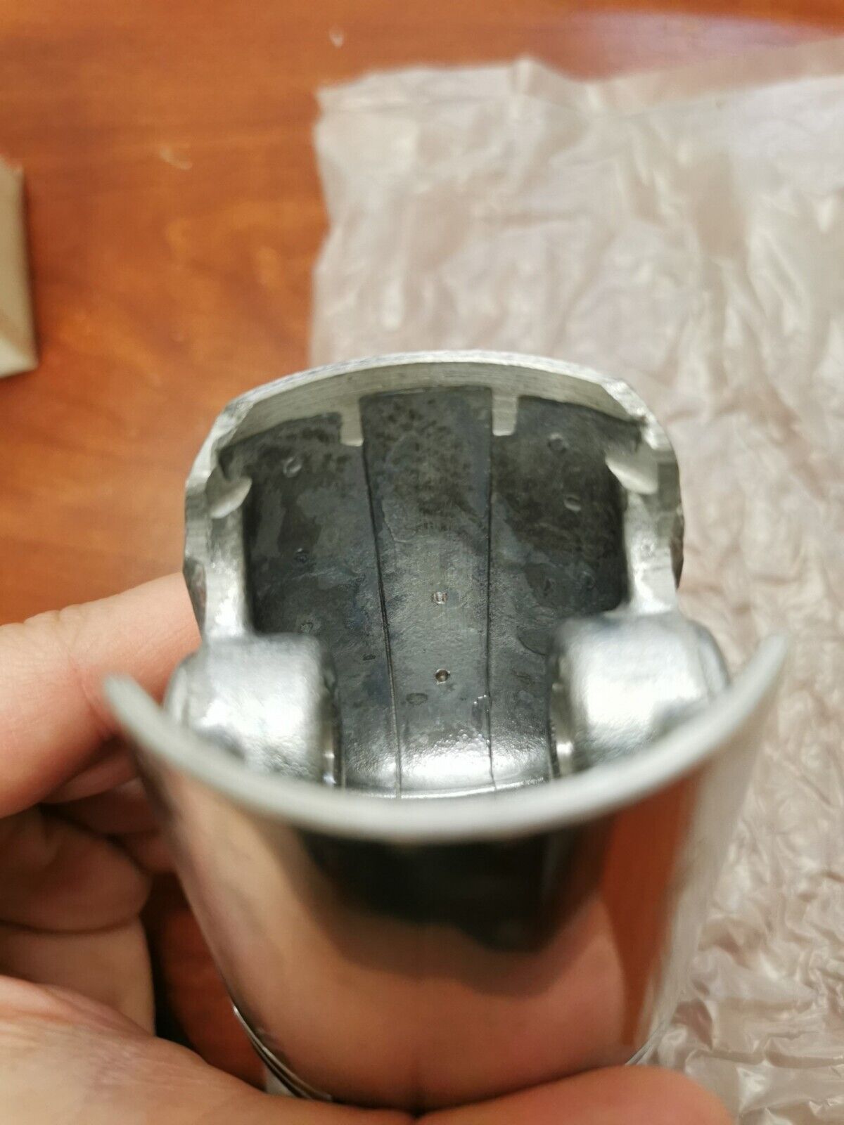 NOS SUZUKI 1975 - 80 RM125 PISTON OS 0.25 1211041310025 SUB. 12110-41311-025 S31