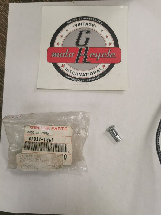 NOS KAWASAKI KDX200 KX500 KLX300R KLX650 SPOKE NIPPLE 41032-1061 K32