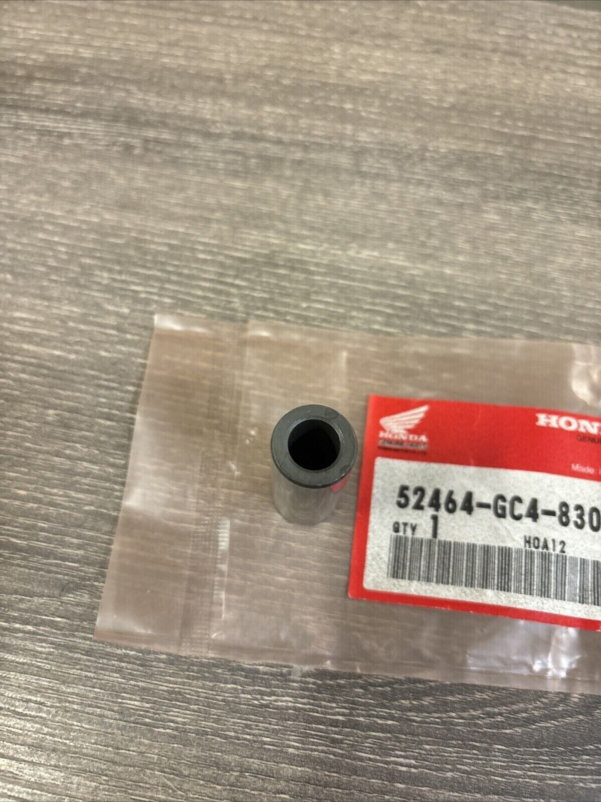 NOS Honda CR80R CUSHION ARM COLLAR 52464-GC4-830 H123