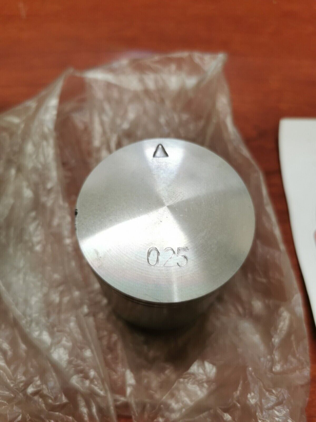 NOS SUZUKI 1984 RM125 PISTON OS. 0.25 12110-14503-025 SUB. 12103-14840-025 S30