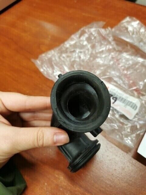NEW NOS Yamaha 2002 - 2005 YW50 AIR CLEANER JOINT 4VP-E4453-00-00 Y102