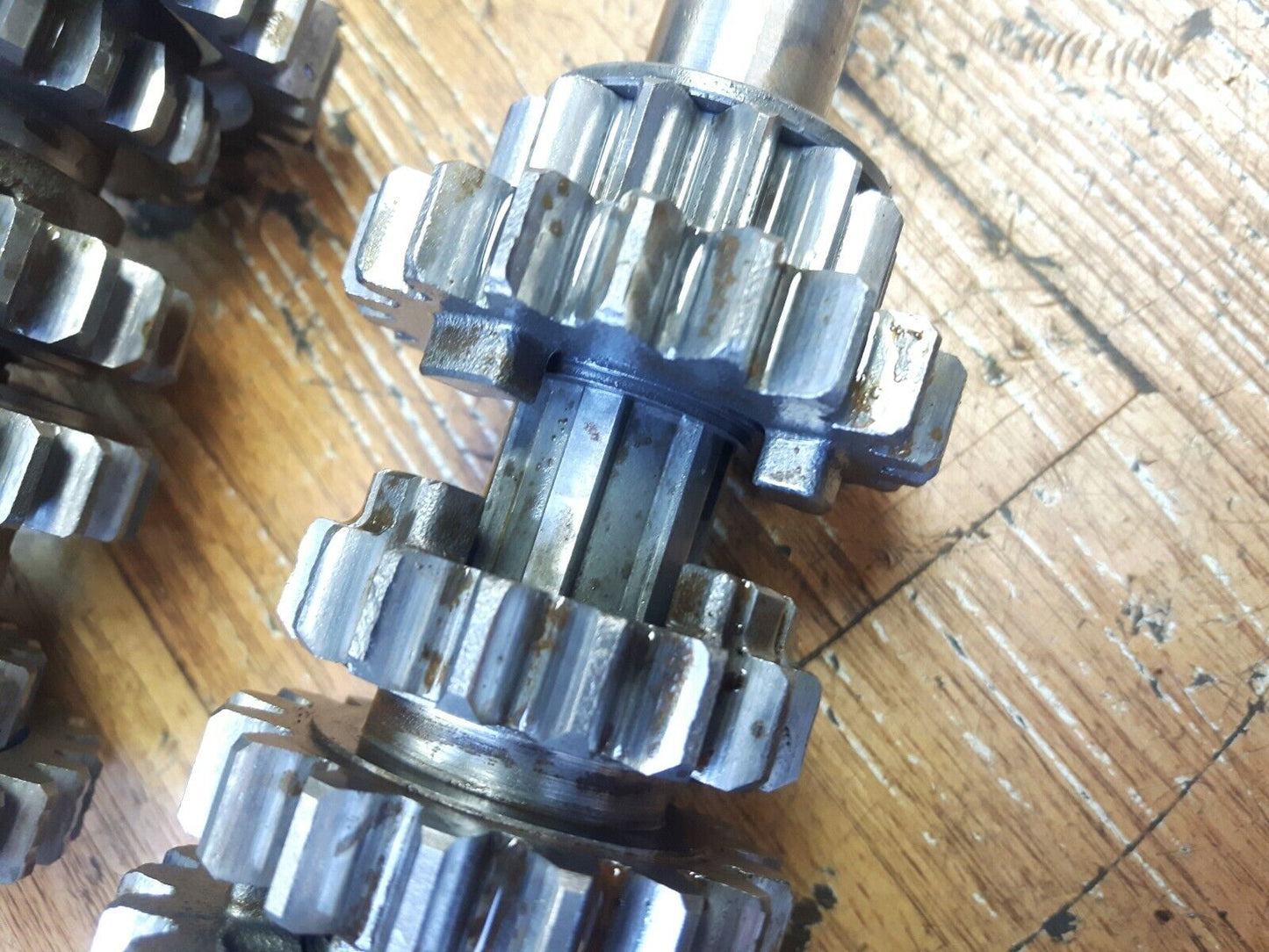 Yamaha YZ125 1986 tranny transmission input ouput main counter shaft drive axle