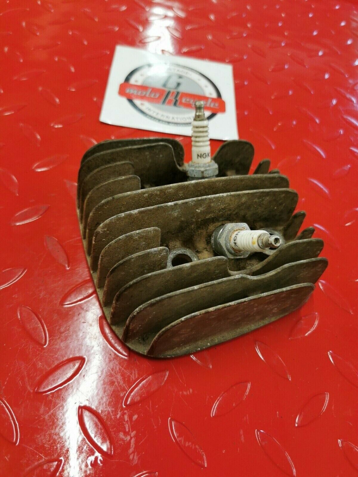 Yamaha LT2 LT3 1972 1973 cylinder head jug barrel cover T