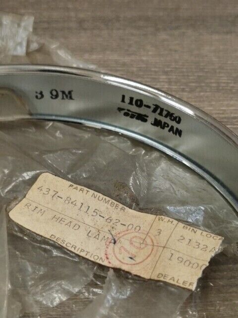 NOS YAMAHA DT125B DT125A DT100B DT100A RIM HEADLIGHT 437-84115-62-00 Y188