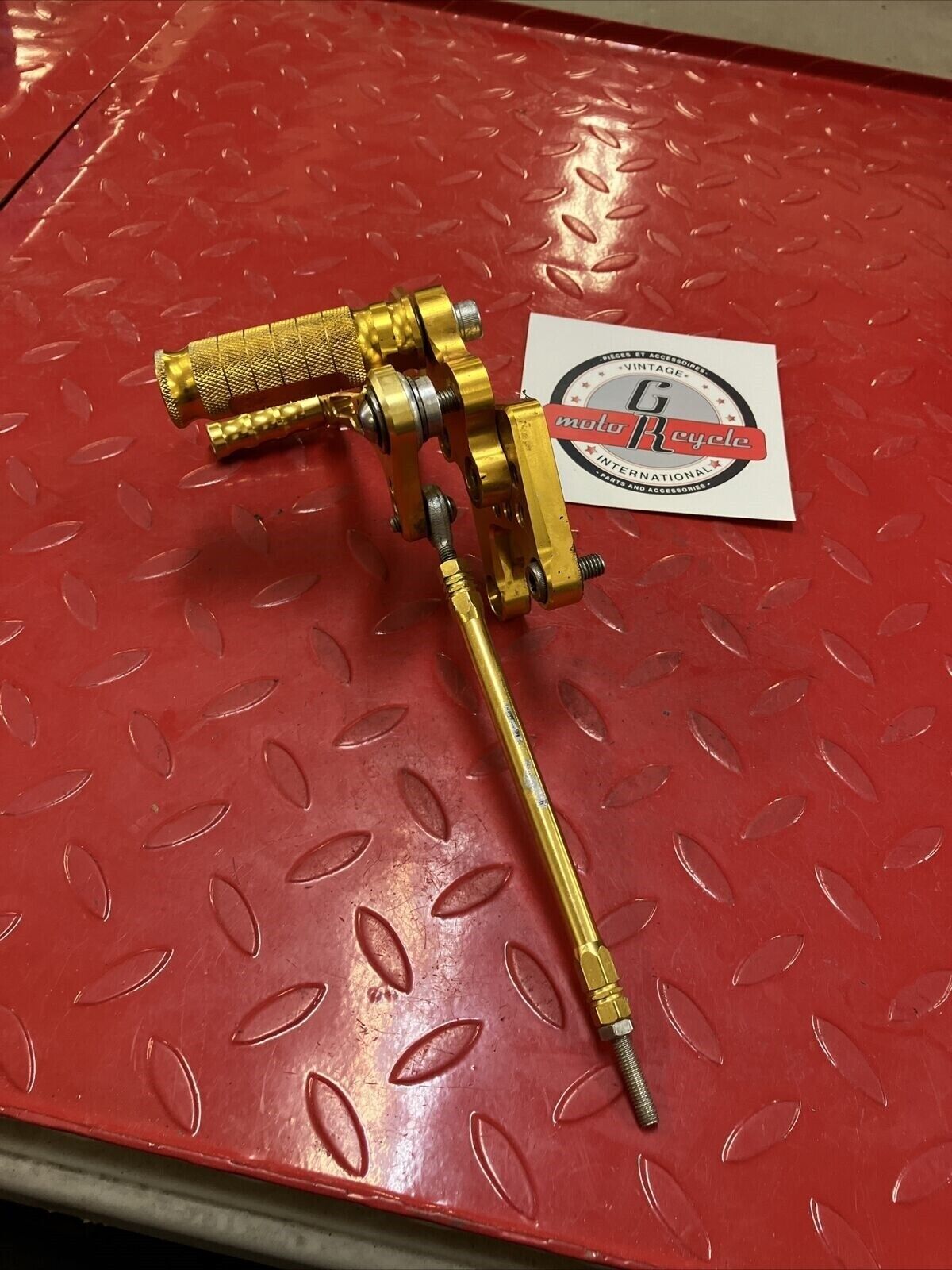 Suzuki GSXR1000 2003 Gold shifter left footpeg foot peg linkage 25600-40F00 2004