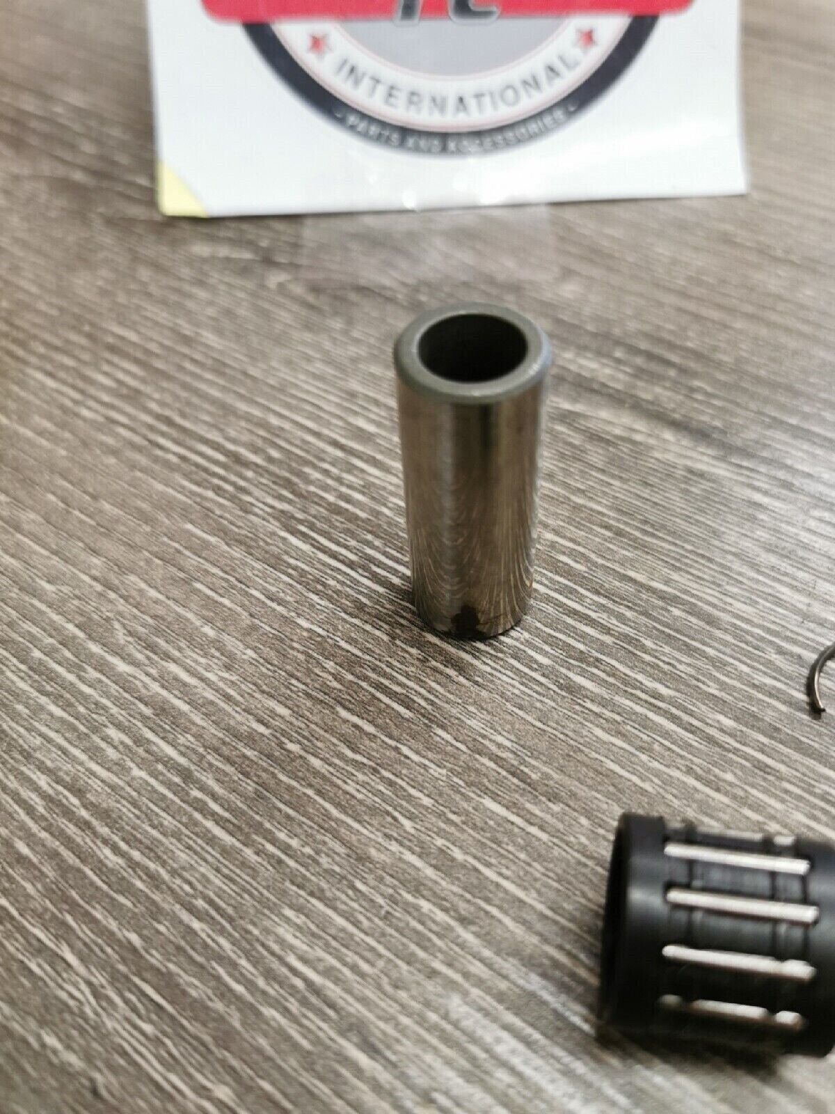 NOS YAMAHA YZ100J YZ100 PISTON PIN 1J4-11633-00-00 Y58