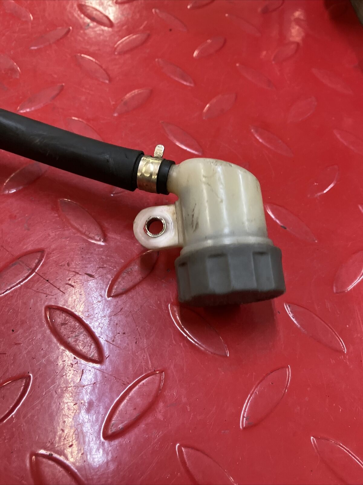 Honda CR250R 1988 rear brake master cylinder