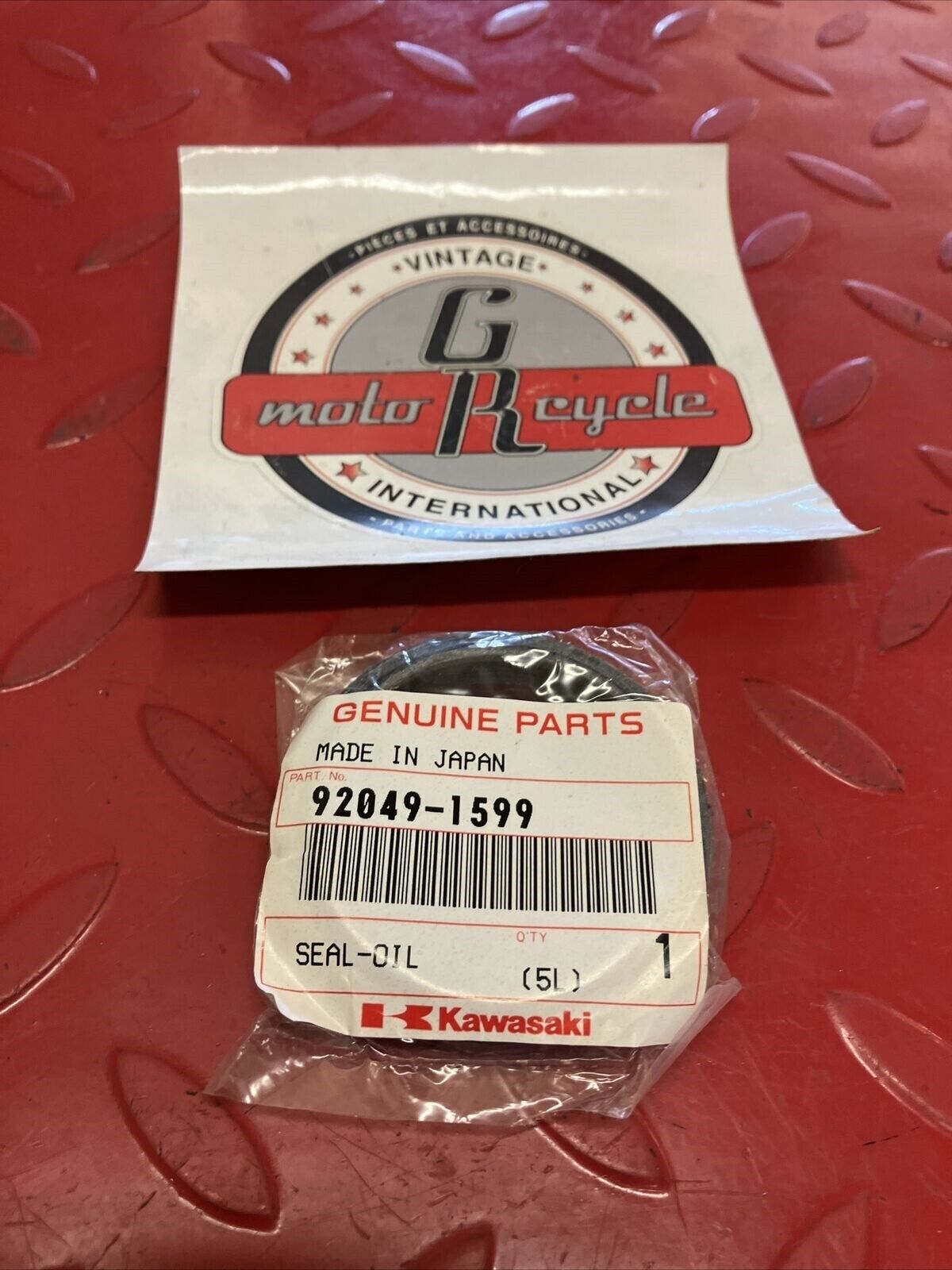 NOS KAWASAKI KX250F KX125 KX250 FRONT FORK OIL SEAL 92049-1599 K12