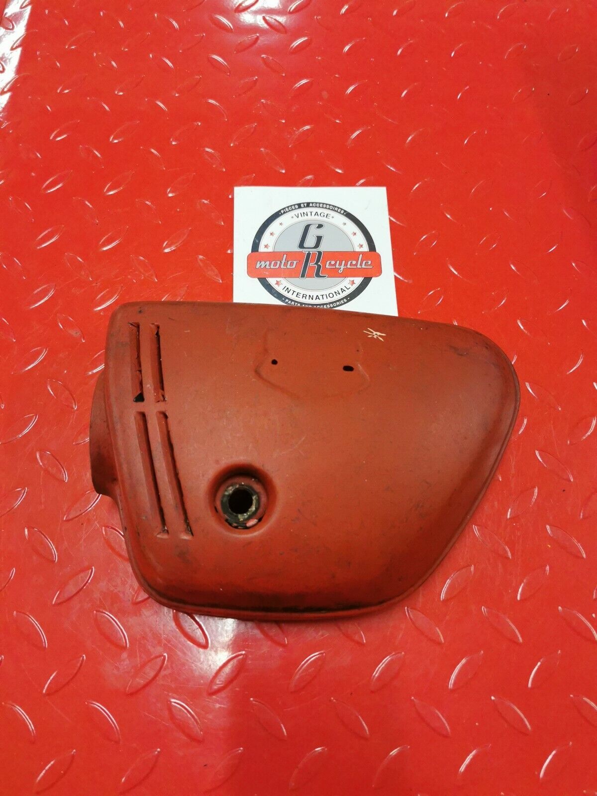 Honda CB350K3 CB350 1971 left side cover panel fairing 2