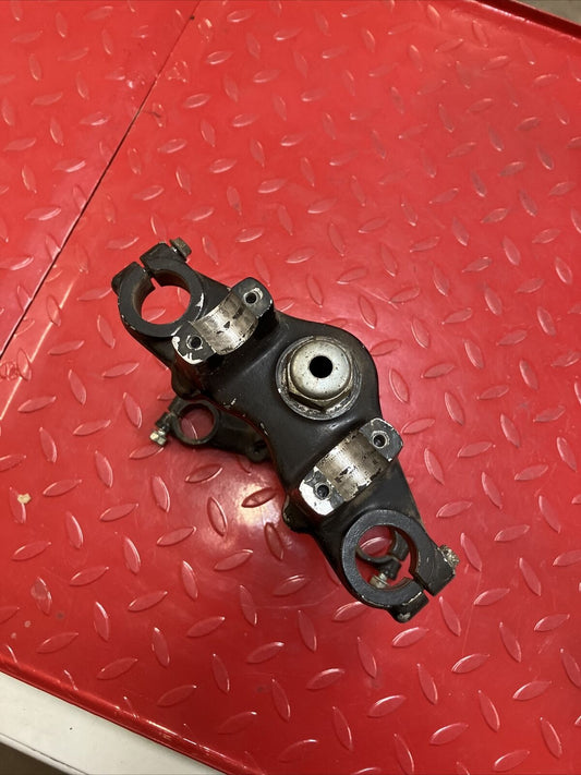 Honda XR100 1983 steering stem triple tree clamp 53200-KA8-710