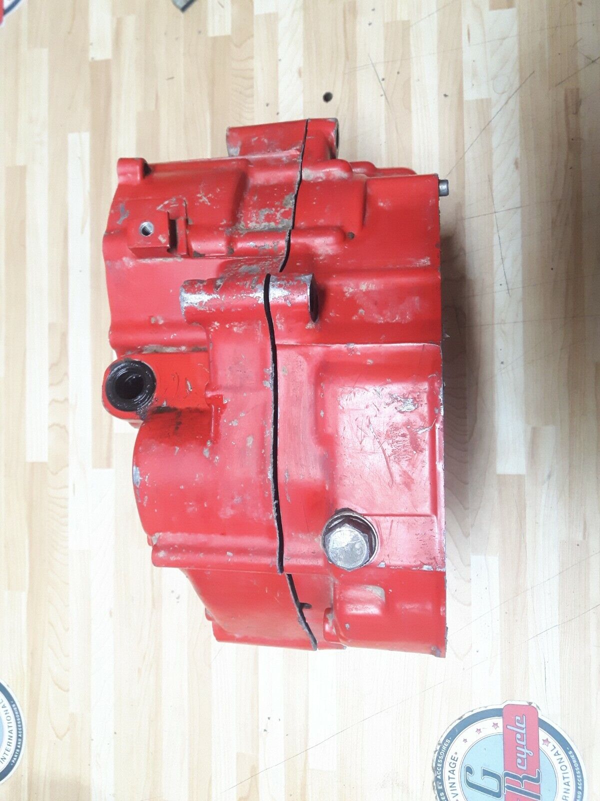 Honda CR125R 1981 crankcase crank case motor left right matching 111A0-KA3-000 2