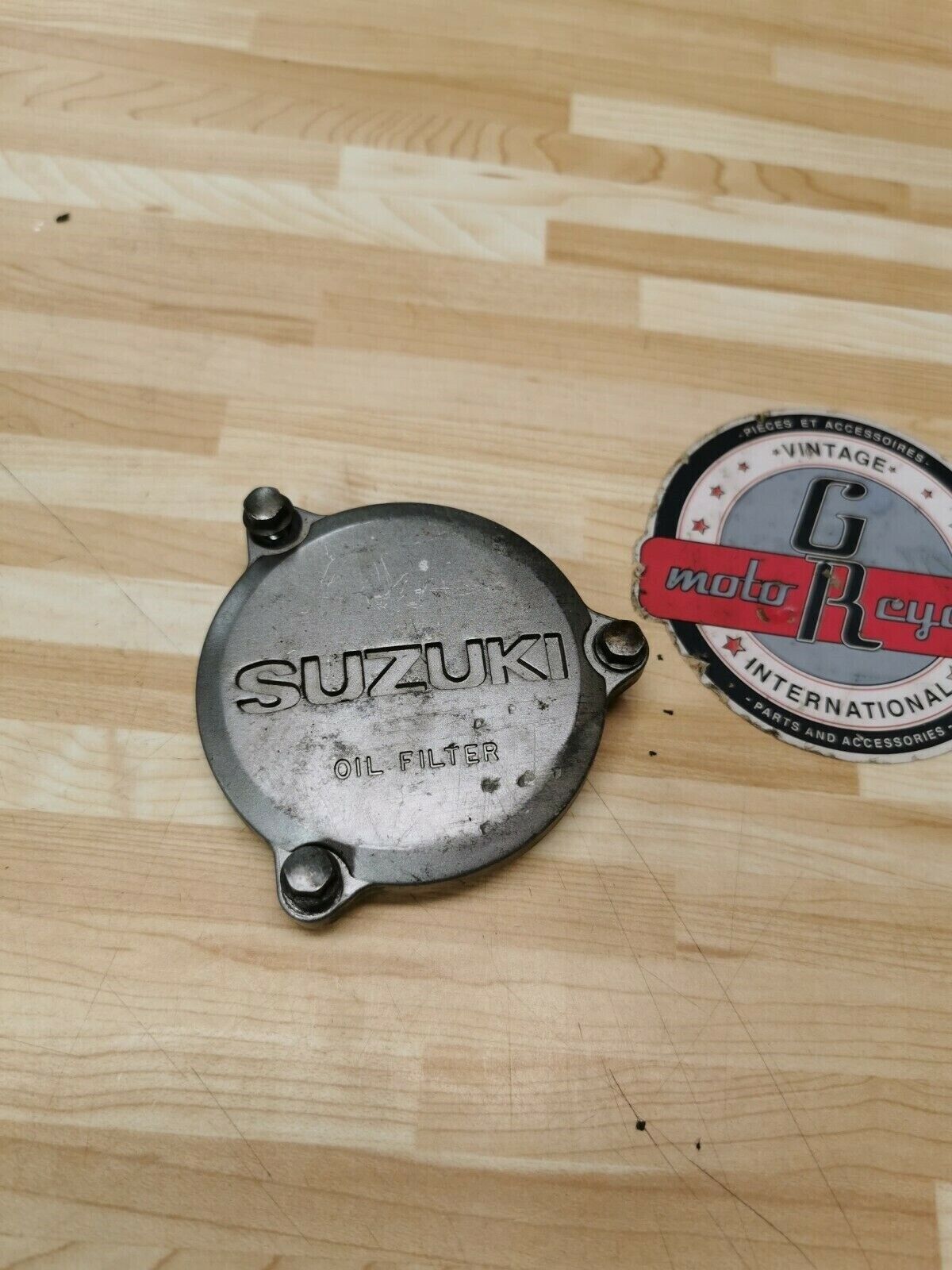 Suzuki DR350 1992 right crankcase clutch oil filter cover