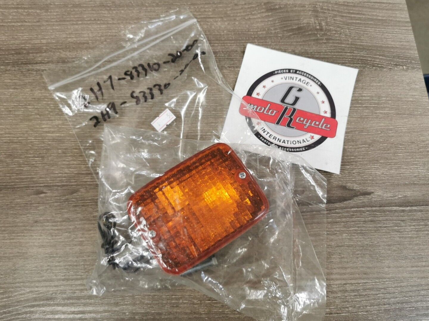 NOS EMGO XJ750 XS1100 Turn Signal Front  60-36710 J36