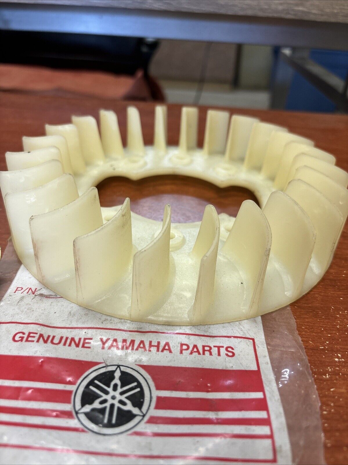 NOS Yamaha 1977 1978 ET250 1974 GP246 FAN 881-12611-00-00 SUB 8G5-12611-00- Y181