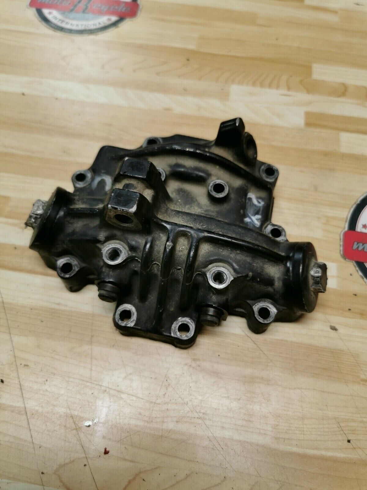 Suzuki DR100 1985 cylinder jug barrel head valve cover