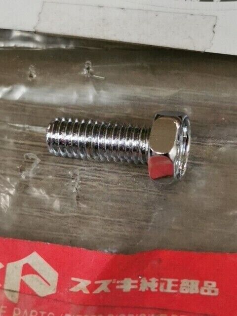 NOS SUZUKI CP50 1991 DR100 1985 -1990 DR125 BOLT 01107-06167 S47